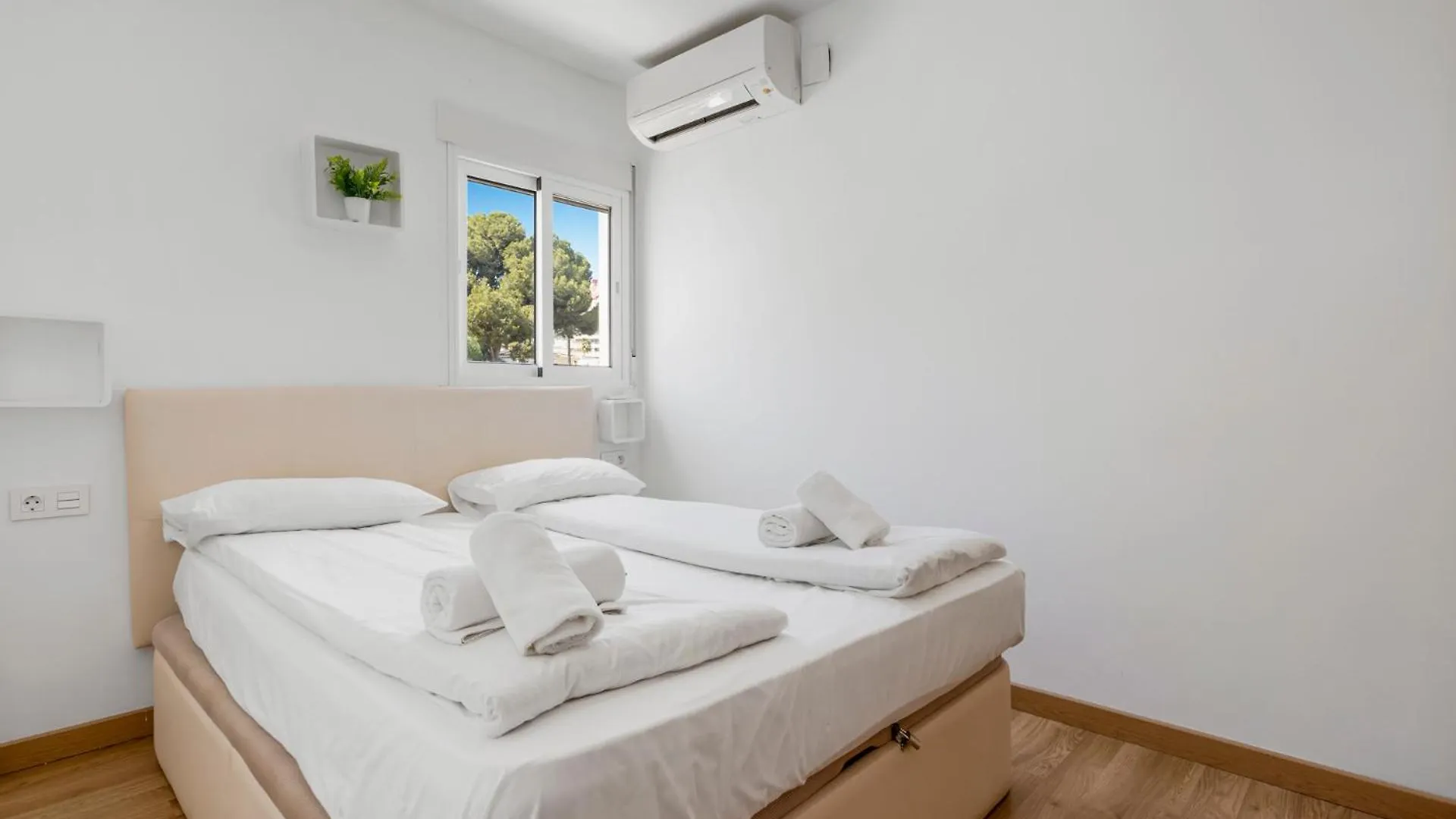 Seaview Family Apartment In Benalmadena By Costarentals - Ref 107